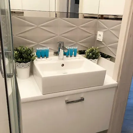 Апартаменты Ozarowska 77 - 1br By Homeprime Варшава